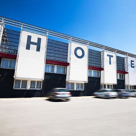 Brit Hotel Montpellier Parc Expo Pérols Екстериор снимка