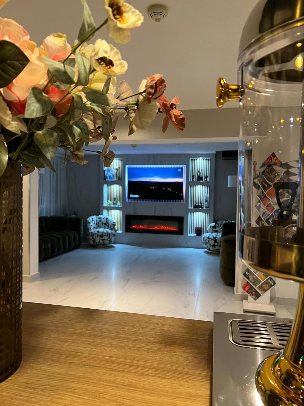 Brit Hotel Montpellier Parc Expo Pérols Екстериор снимка