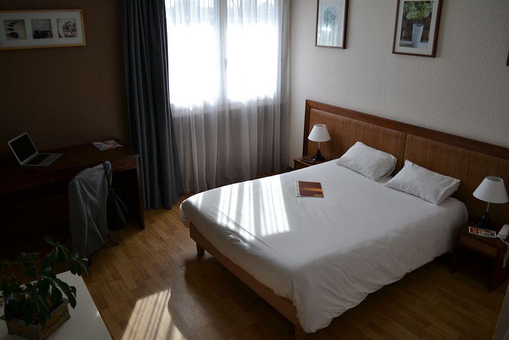 Brit Hotel Montpellier Parc Expo Pérols Екстериор снимка